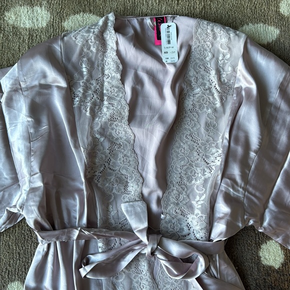 Satin Kimono S-M - Picture 4 of 8